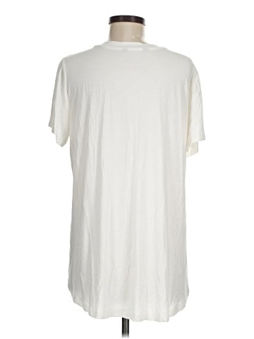 Amaryllis Short Sleeve T-Shirt (view 2)