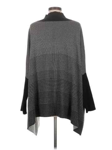 Liv Poncho (view 2)