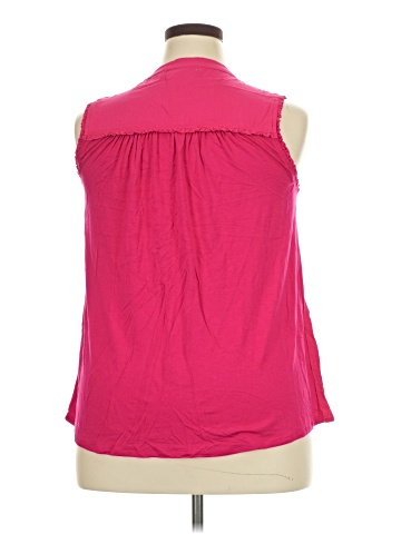 Kelly Renee Sleeveless Blouse (view 2)