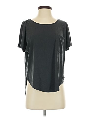 Victoria's Secret Short Sleeve T-Shirt (view 1)