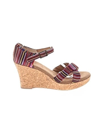 White Mountain Wedges (view 1)