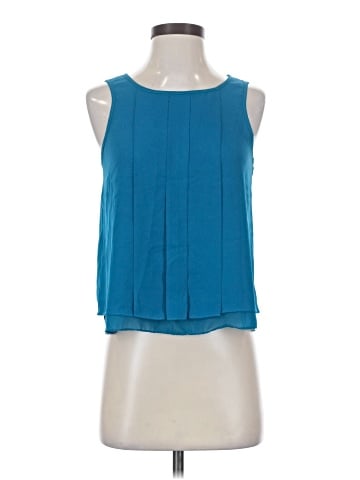 HD in Paris Sleeveless Blouse (view 1)