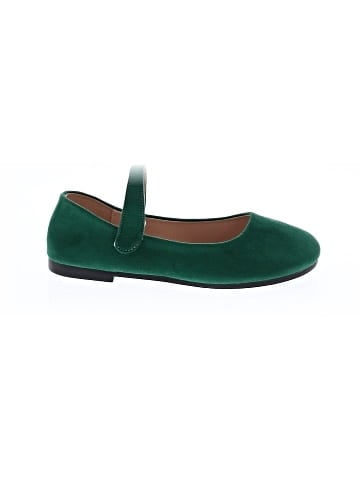 Unbranded Flats (view 1)