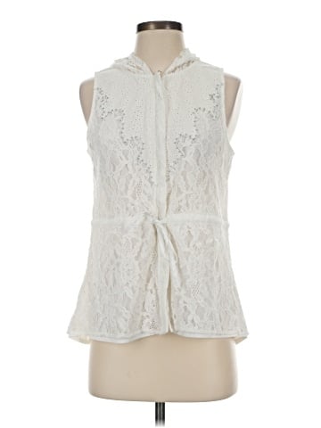 Miss Me Sleeveless Blouse (view 1)