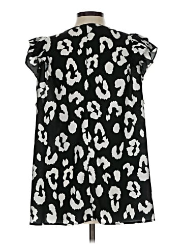 Adora Sleeveless Blouse (view 2)