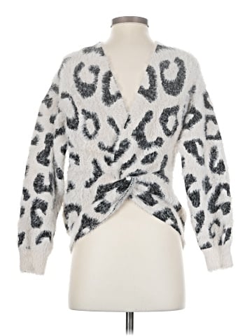 Cherish Pullover Sweater (view 2)