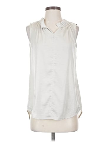 CAbi Sleeveless Button-Down Shirt (view 1)