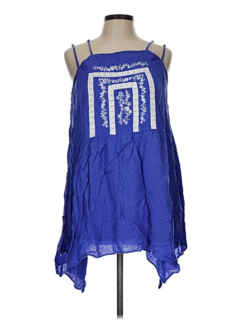 Pre-owned Entro Sleeveless Blouse In Blue
