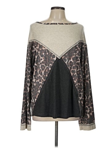 Betsey's Boutique Shop Long Sleeve Turtleneck (view 1)
