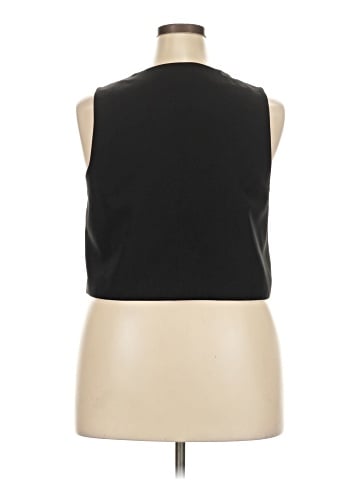 Scoop Vest (view 2)