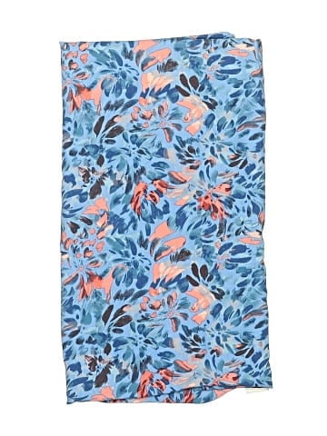 Freely Scarf (view 2)