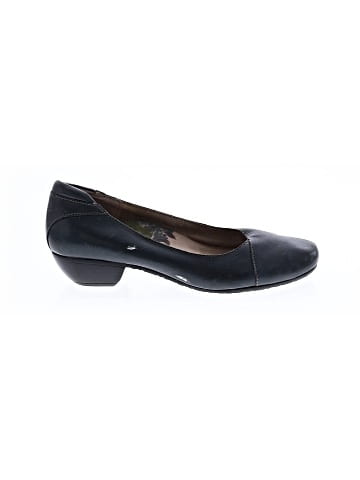 Taos Heels (view 1)