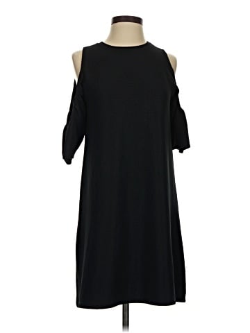 Trafaluc by Zara Casual Dress (view 1)