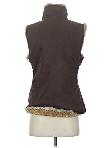 Gap Outlet Vest (view 2)
