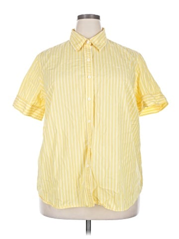 Evan Picone Short Sleeve Button-Down Shirt (view 1)
