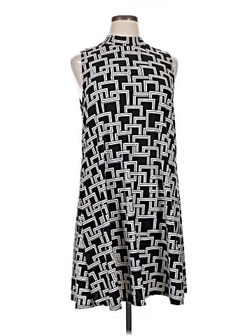 Signature by Robbie Bee Casual Dress (view 1)
