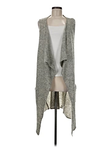 Sisters Cardigan (view 1)