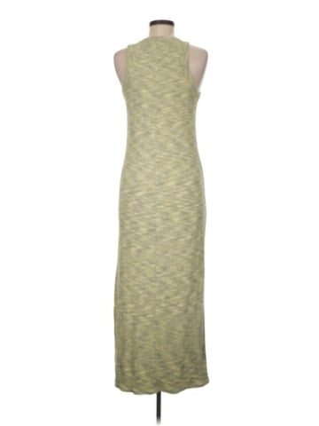 Old Navy Casual Dress (view 2)