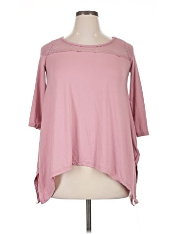 Love 3/4 Sleeve Top (view 1)