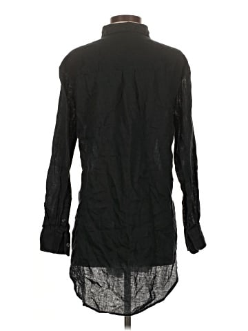 Gap Long Sleeve Button-Down Shirt (view 2)
