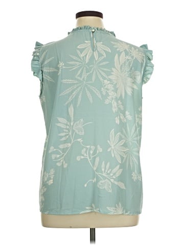 Jon & Anna Sleeveless Blouse (view 2)