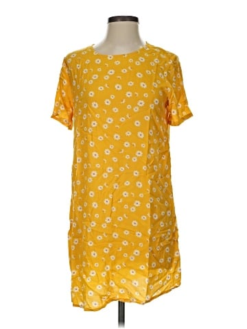 Forever 21 Casual Dress (view 1)