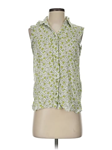 Love 21 Sleeveless Button-Down Shirt (view 1)