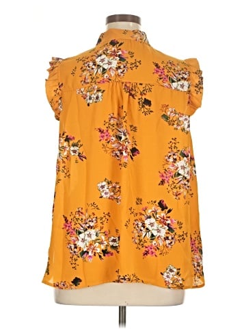 Sweet Rain Sleeveless Blouse (view 2)
