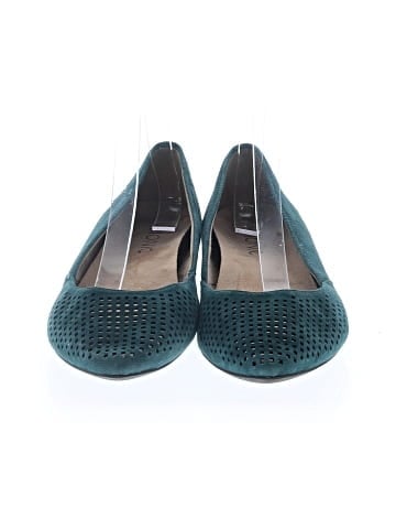 Vionic Flats (view 2)