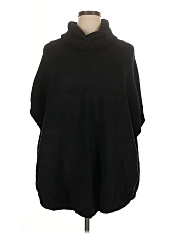 Sisters Poncho (view 1)