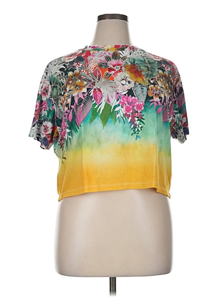 Pre-owned Robert Graham Short Sleeve T-shirt In Yellow