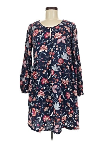 Old Navy Casual Dress (view 1)