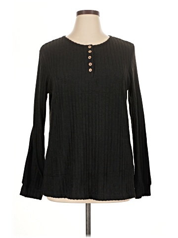 Xieerduo Pullover Sweater (view 1)