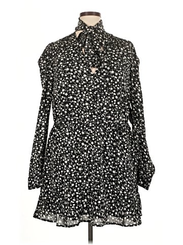 Scoop Casual Dress (view 1)