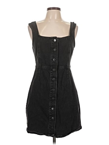 Urban Outfitters Casual Dress (view 1)