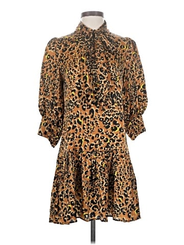 Hunter Bell Casual Dress (view 1)