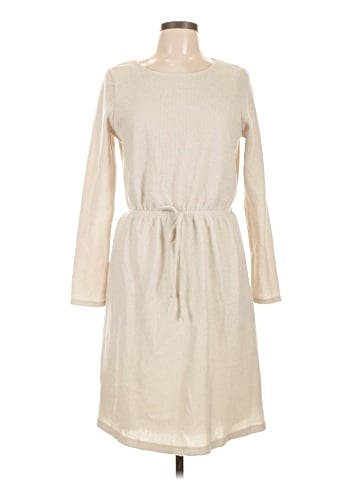 Betsey's Boutique Shop Casual Dress (view 1)