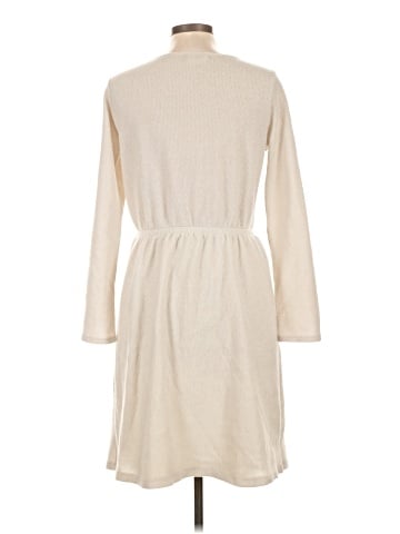 Betsey's Boutique Shop Casual Dress (view 2)