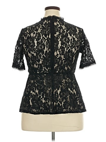 Tobrief Short Sleeve Blouse (view 2)