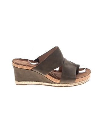 Adrienne Vittadini Wedges (view 1)