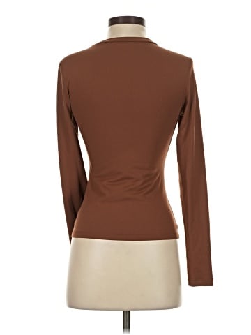 Trendy Queen Long Sleeve T-Shirt (view 2)