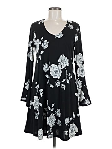 Karen Kane Casual Dress (view 1)