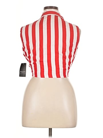 Rouge Sleeveless Button-Down Shirt (view 2)