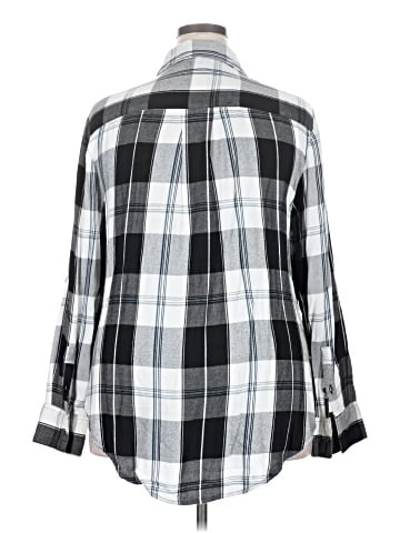 Lane Bryant Long Sleeve Button-Down Shirt (view 2)