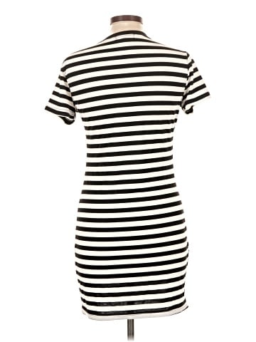 Poof! Casual Dress (view 2)