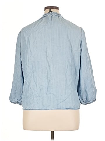 White House Black Market 3/4 Sleeve Button-Down Shirt (view 2)