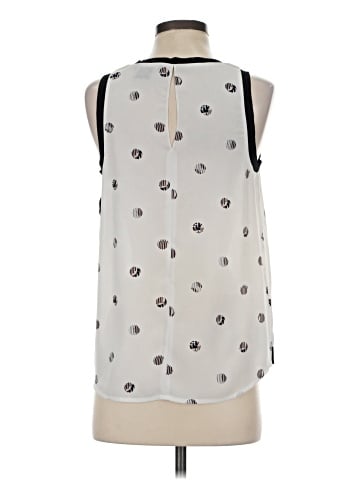 Trouve Sleeveless Blouse (view 2)