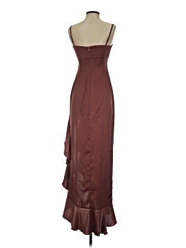 what shoes to wear with burgundy velvet dress Royalty Gown – Stylestarter