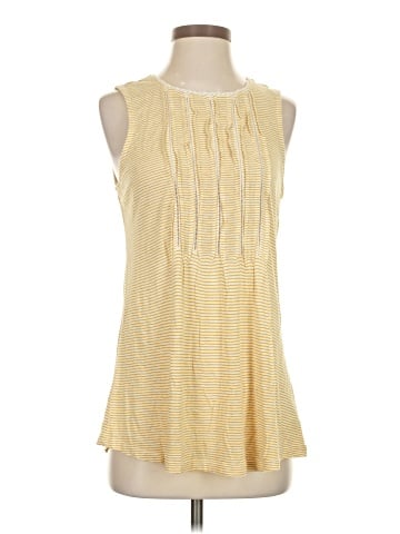 Akemi + Kin Sleeveless T-Shirt (view 1)