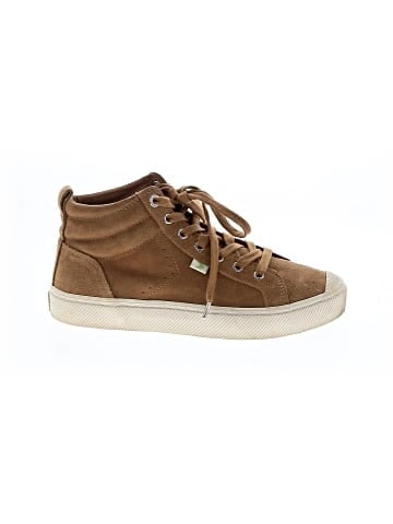 Cariuma Sneakers (view 1)